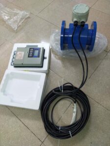 Đồng hồ đo nước màn hình rời